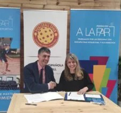 Almudena-y-Roberto-Firma-dest