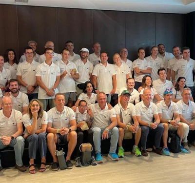 El equipo de Tressis A LA PAR, pone rumbo a Santiago pilgrim-1024x546-dest