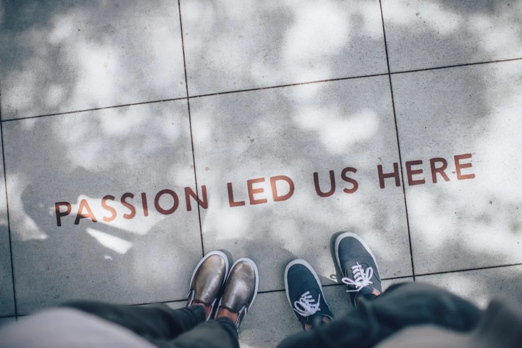 Digitalizando Nuestro Propósito: Innovación y Avances en la Fundación ian-schneider-TamMbr4okv4-unsplash-1024x684