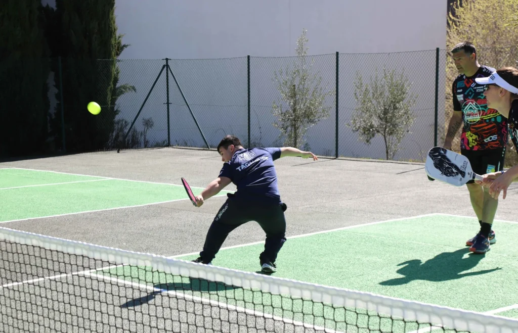 Inauguramos nuestras nuevas pistas de Pickleball IMG_4235-scaled-uai-2064x1328