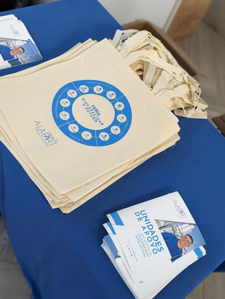 ¡Éxito de la III Feria Discapacidad y Futuro! PXL_20240314_105350199