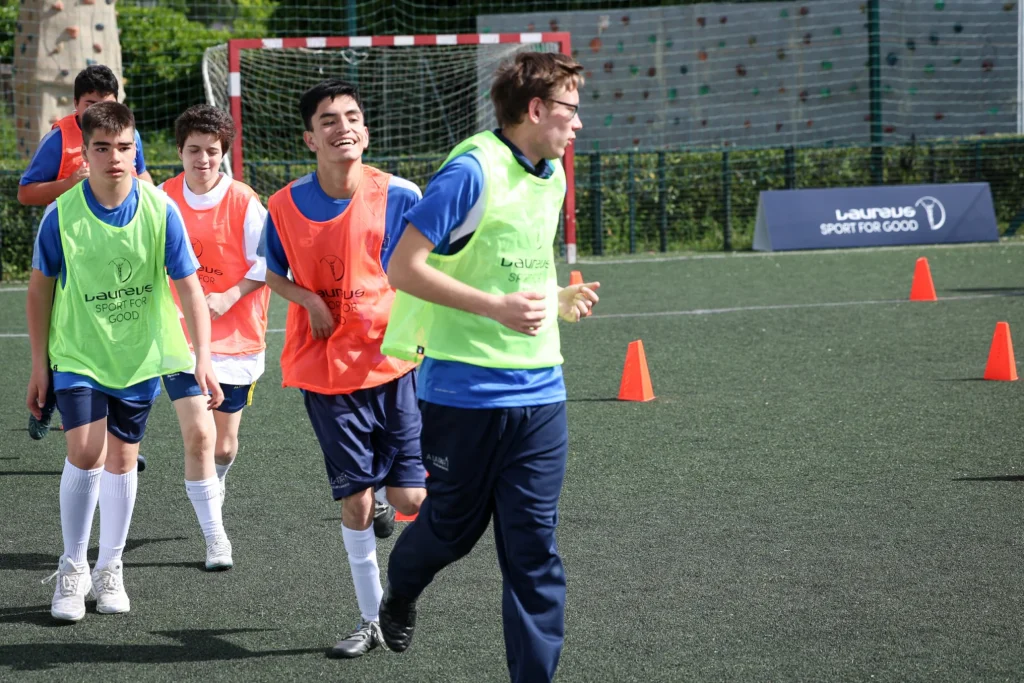 Fundacion-A-LA-PAR-Visit-Laureus-Sport-for-Good-2-scaled-uai-2064x1376