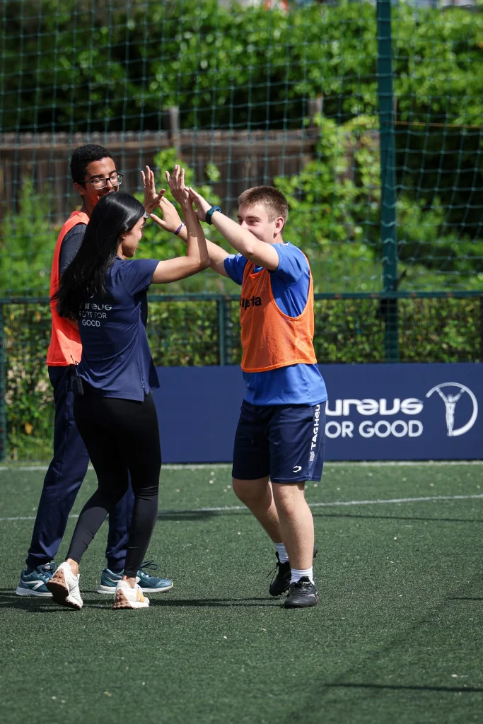 Fundacion-A-LA-PAR-Visit-Laureus-Sport-for-Good-35-scaled