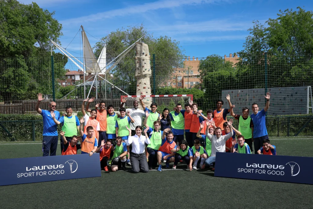 Fundacion-A-LA-PAR-Visit-Laureus-Sport-for-Good-71-scaled-uai-2064x1376
