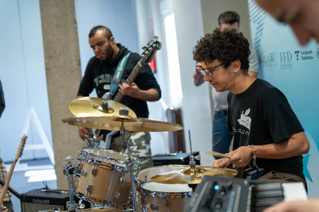 Talento y emoción en el casting presencial de Rock A LA PAR Rock-a-la-par_edit-13-scaled-uai-2064x1376