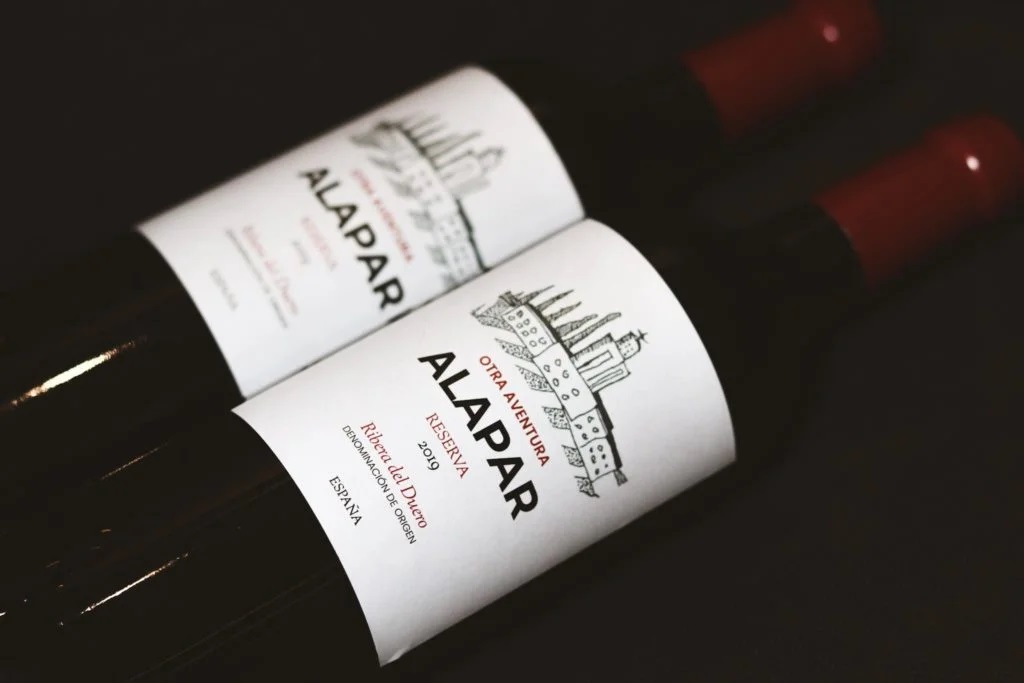 ALAPAR “Otra aventura”, nuestro vino solidario y sostenible VINO-A-LA-PAR-1024x683