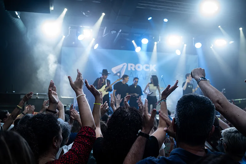 ROCK A LA PAR hace historia en el concierto del año foto-11