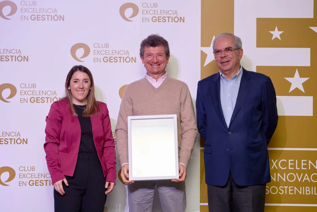 La Fundación A LA PAR mantiene su compromiso y recibe la renovación del Sello EFQM 500